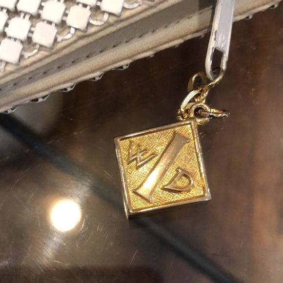 Whiting and Davis White Mesh Bag / Clutch Top Zipper  Collectible Vintage - Picture 3 of 5